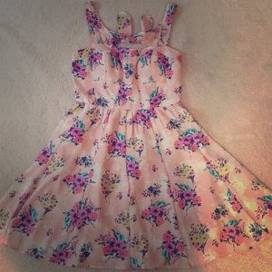 Floral Lauren Conrad Dreas